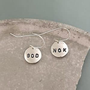 GOD NOK Ørepynt