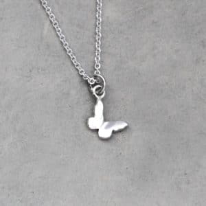 LITEN SOMMERFUGL Halssmykke